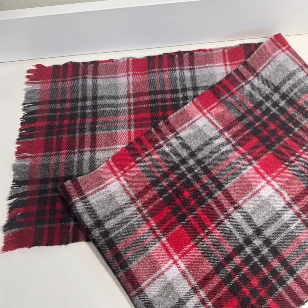 J Crew Buffalo Plaid Scarf Wool Alpaca Red Black Gray Fringe Cabin‎ Cozy Rustic